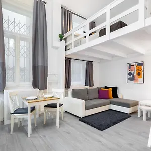 Apartman Holidays, Budapest